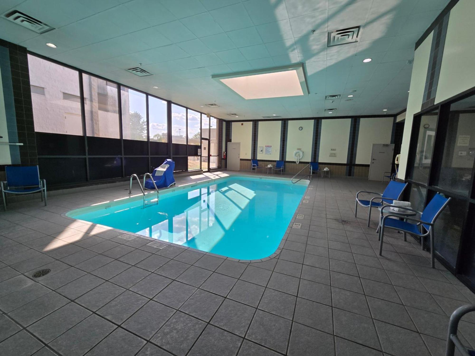 Holiday Inn Cincinnati-Eastgate By Ihg Exterior photo